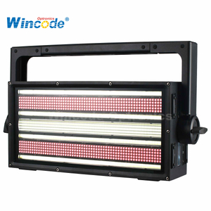 المصباح القوي Fusion S2 LED: مصباح قوي مقاوم للماء بقدرة 700 وات IP65 لإضاءة المسرح الاحترافية