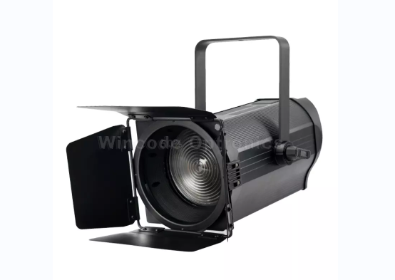 ماذا تعرف عن إضاءة المسرح LED فريسنل؟