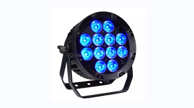 ما هي ميزات البطارية اللاسلكية led Uplight؟